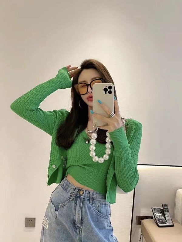 Original price 68.80! New year in early spring! [JH] Xiaoxiang knitted cardigan + solid color versatile knitted vest set 40824# hjy