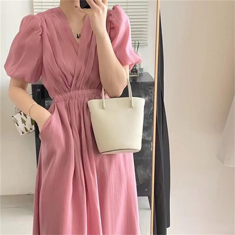 Slim waist dress
