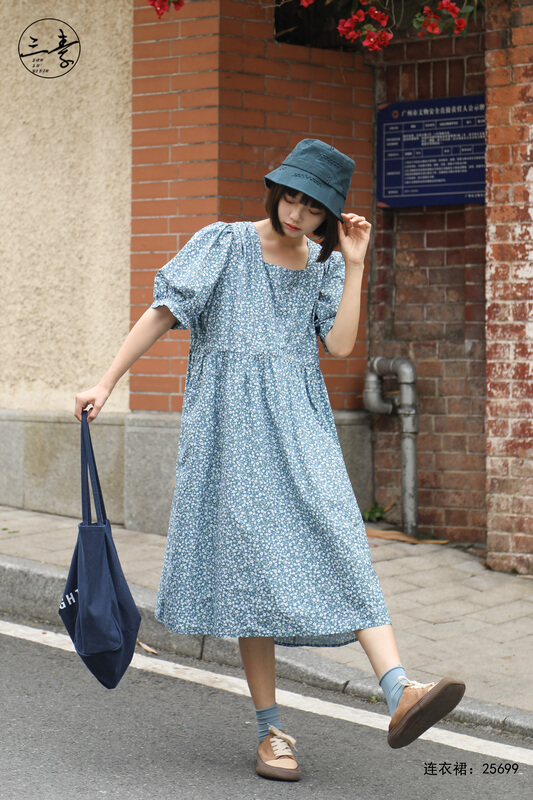 New in early summer! [original of three plain clothes] simple temperament casual floral dress 25699# XYJ