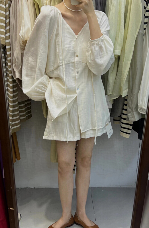 [h-xl] V-neck soft wind loose shirt + elastic waist casual Shorts Set 3570# XYY
