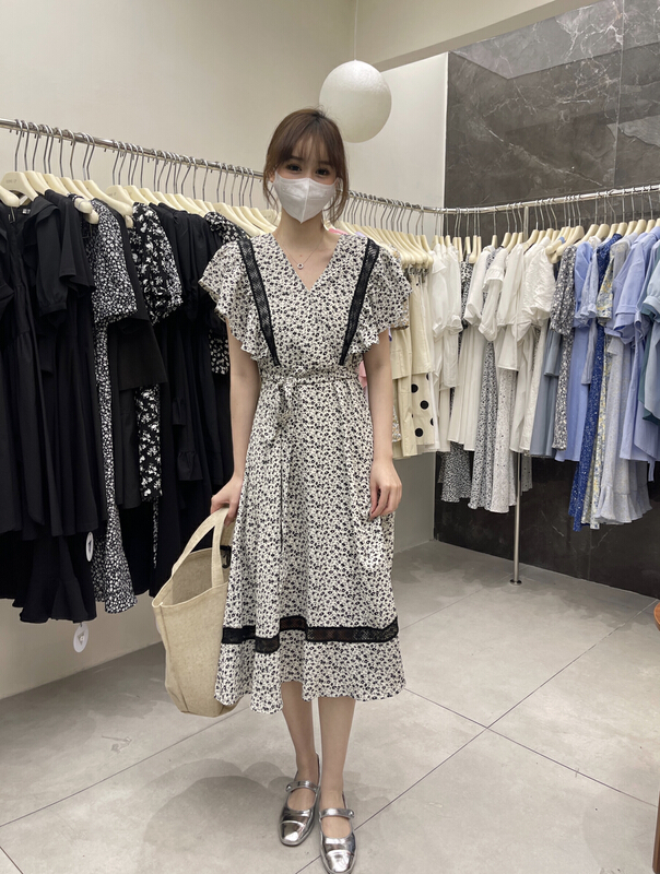 [uone] elegant Ruffle stitched floral dress (detachable with belt) 097673# LSL