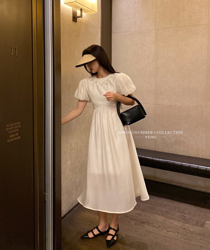 New in early summer! [neihe] temperament lady bubble sleeve dress 22211# zxx