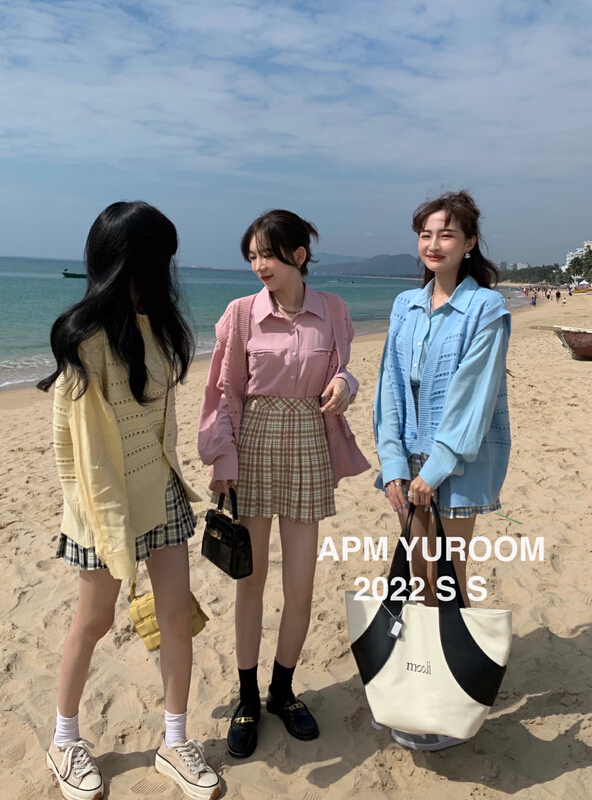 New year in early spring! [APM yuroom] Korean versatile hollowed out vest 22503# LSL