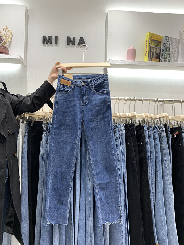 【MINA】直筒彈力顯瘦牛仔褲  6228#  LSW