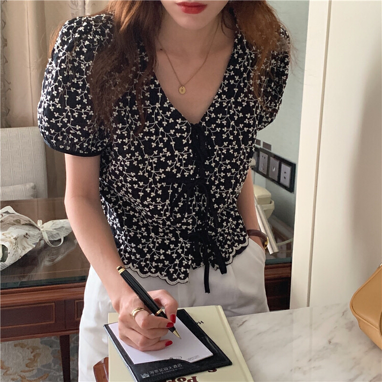 New year in early spring! [timely rain] French style V-neck lace up short shirt 57099# WPL