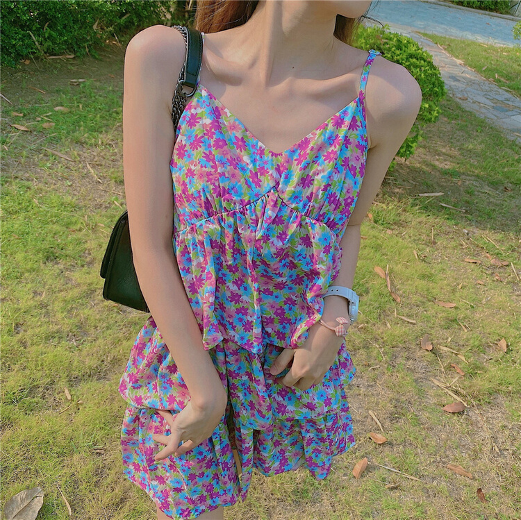 New in early summer! [Mori Qianfeng] broken flower suspender cake dress 8889# XYJ