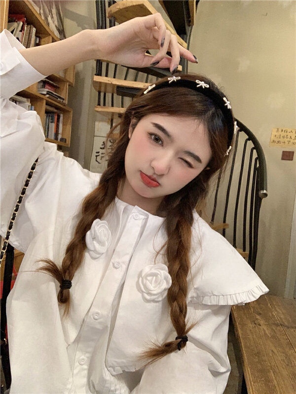 New year in early spring! [LML] sweet design sense three-dimensional flower large lapel loose shirt (only shirts) 8129# ozq