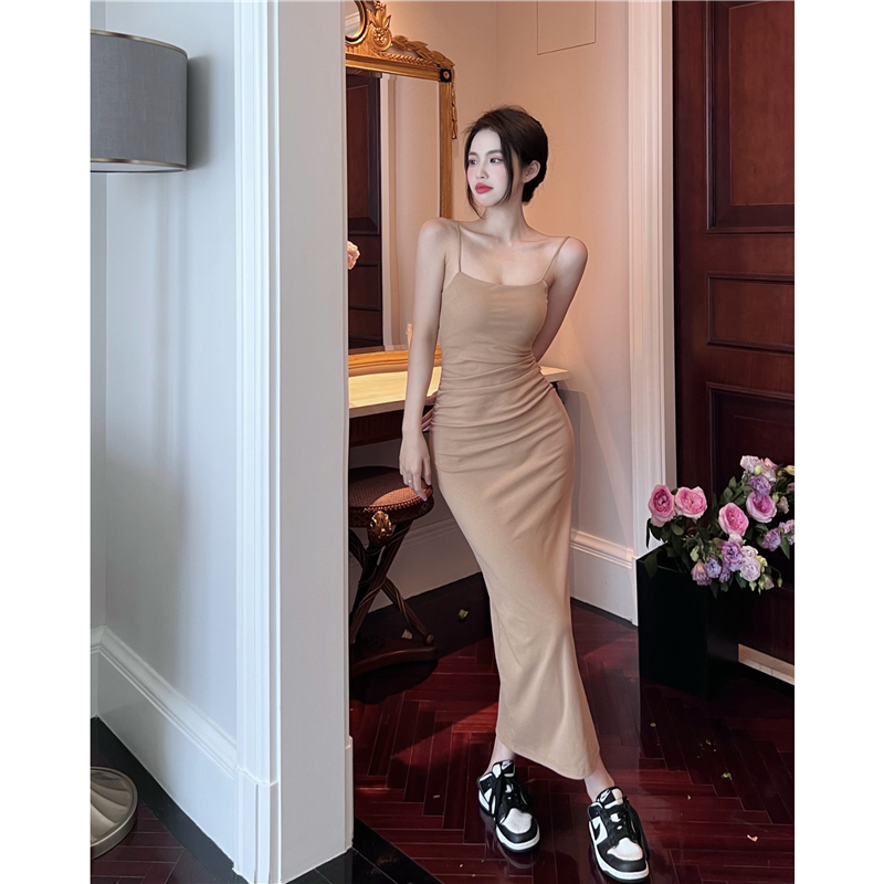 Real price! Summer new style temperament slim slim waist fold suspender dress long skirt