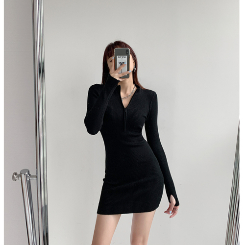 European and American spice girl style pure desire half high collar zipper buttock bottomed skirt women's autumn and winter sexy long sleeve knitted dress