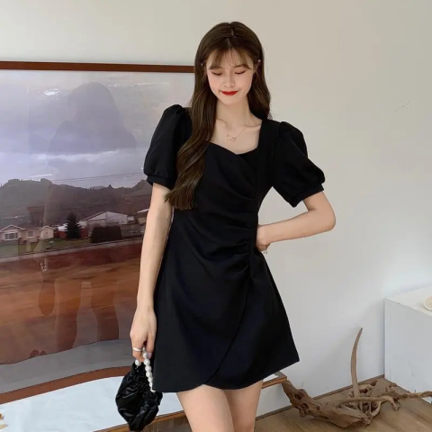 Summer 2022 new slim irregular small black dress large size fat mm Hepburn small fragrance covered meat dress