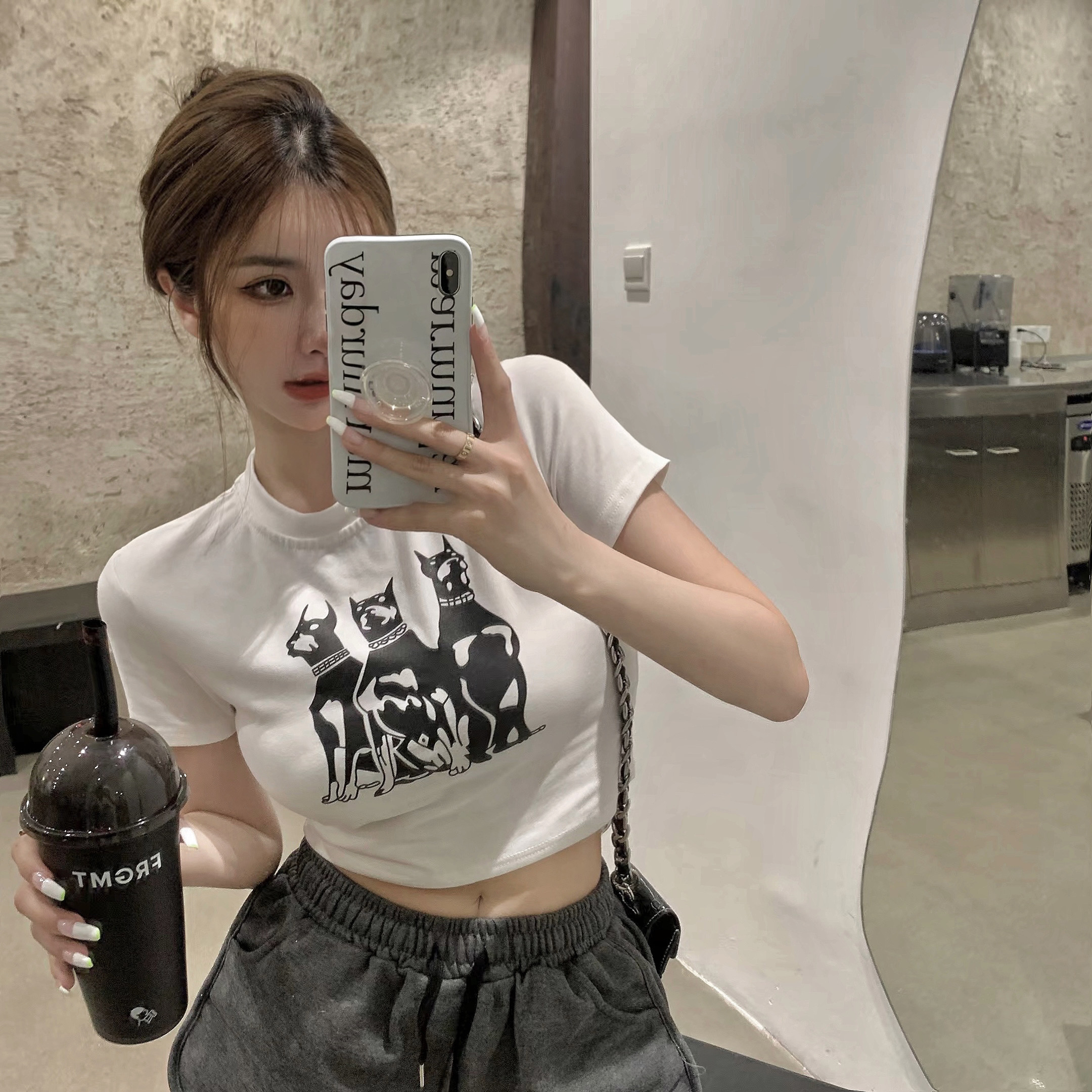 Real shooting and real price 2022 summer new slim and thin inner top short printed short sleeved T-shirt