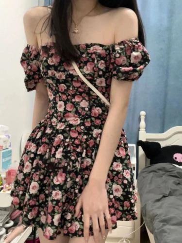 Ramp pure desire wind sweet and spicy rose floral dress women's new summer French short skirt waist closing Hot Girl Skirt