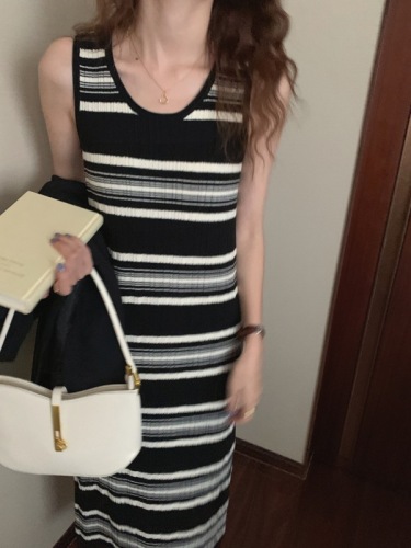 Korean chic spring and summer versatile round neck loose casual contrast stripe design sleeveless vest knitted dress women