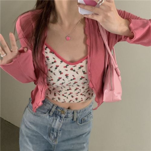 Sweet and spicy inside with floral suspender vest for women in summer 2022 new style outside wearing slim knit vest for women