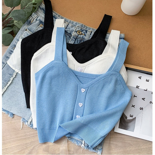 In the summer of 2022, the new knitted suspender vest with love buttons is cute. It's fashionable to wear it inside and outside. It's versatile net red