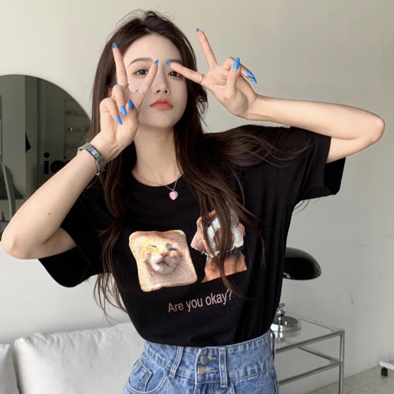 Cotton full shoulder short sleeve T-shirt women's fashion 2022 new summer half sleeve couple top design sense of minority