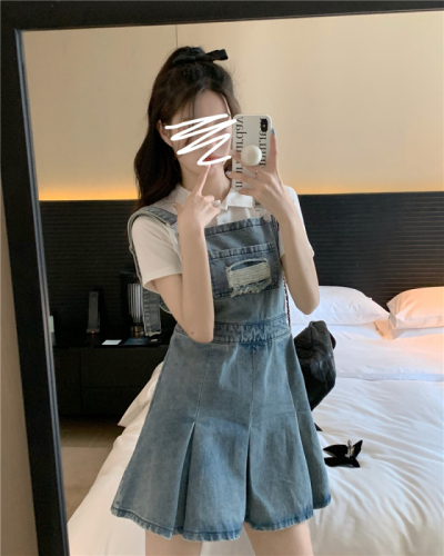 Real shooting and real price summer aging waist closing washing worn pleated denim strap skirt