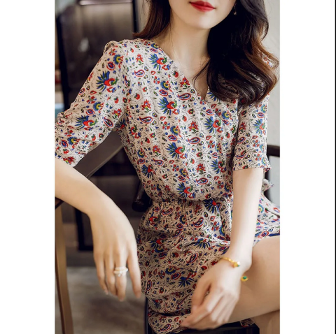 Broken flower chiffon jumpsuit women 2022 summer new short sleeve wide leg short jumpsuit slim slim pants