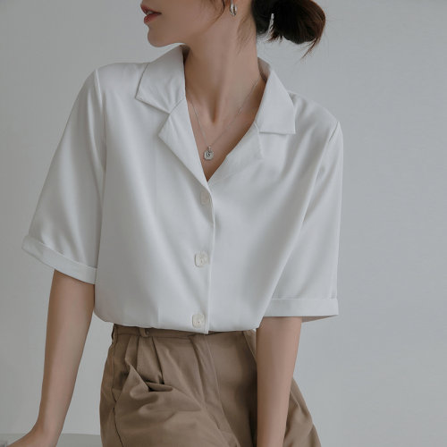 Simple suit collar white shirt women's 2022 spring and summer design chiffon shirt casual loose short sleeve jacket