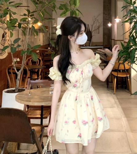 Real shooting of real price rose - Summer tender yellow one shoulder Floral Dress