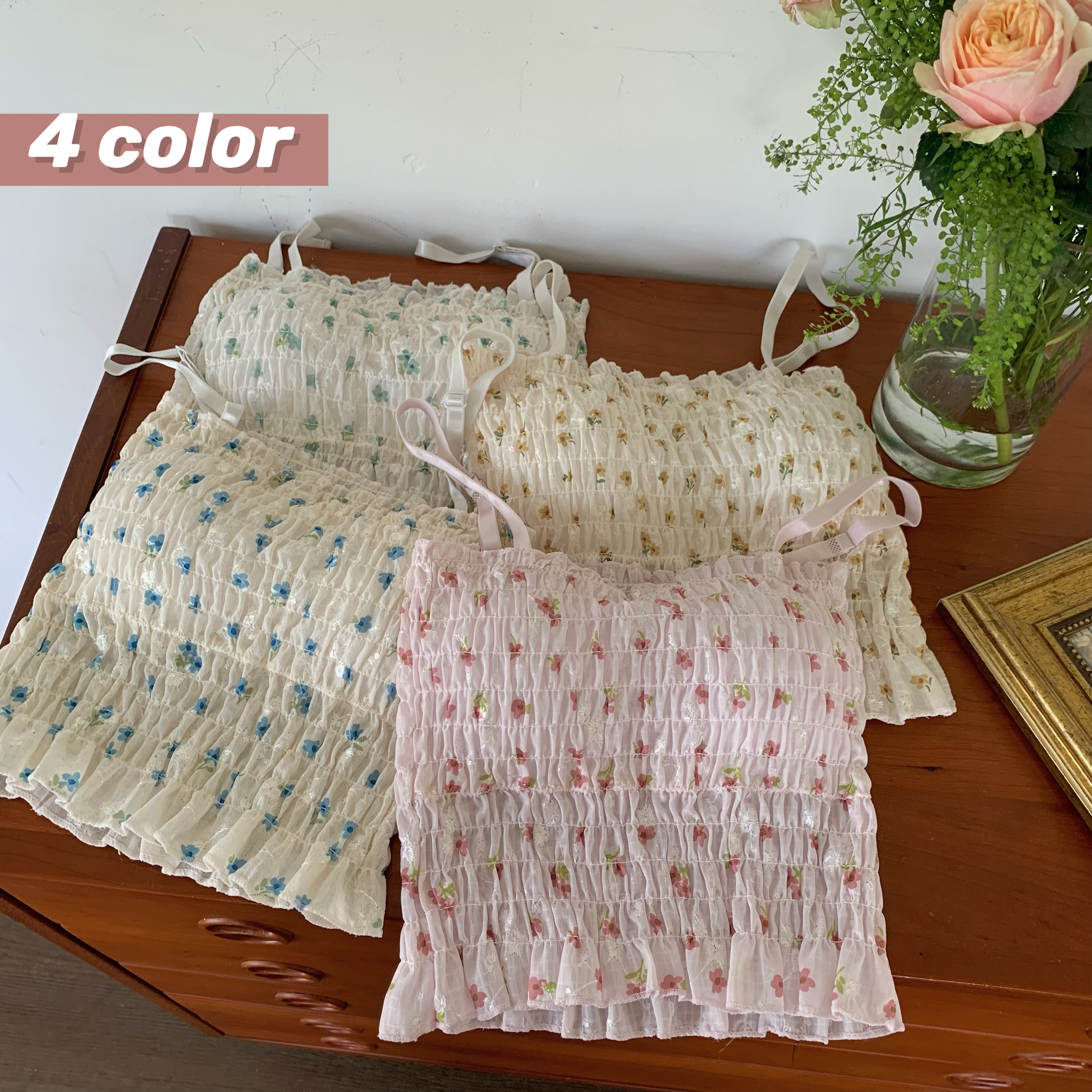 Real price and real shooting summer lace broken flowers with French pure slim fitting short bottomed top suspender vest