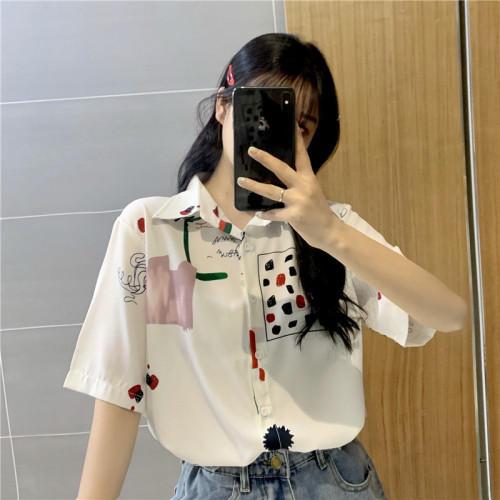 2022 summer new Floral Chiffon shirt female short sleeve student design shirt Hong Kong style top trend