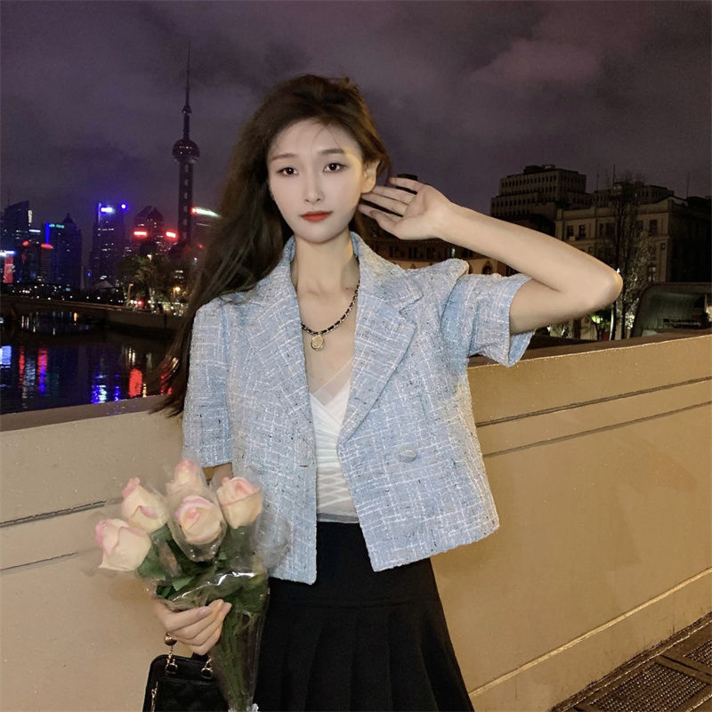 Spring / summer 2022 new French retro tweed two button Short Sleeve Plaid suit collar shirt blouse women's fashion