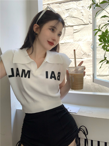 Real auction real price Lapel letter sleeveless shoulder pad waist Short Sleeve Striped Sweater Vest short top