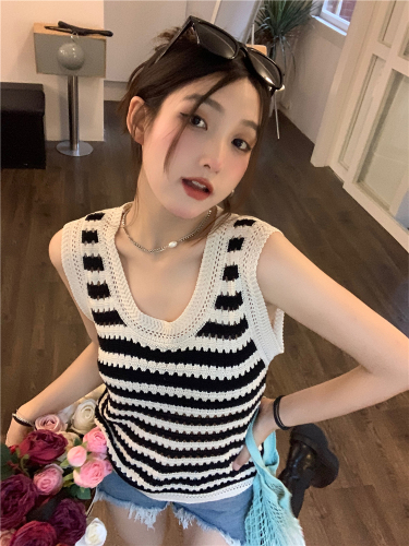 Real price real shot new striped hollow out knitted vest in summer women's loose suspender sleeveless vest