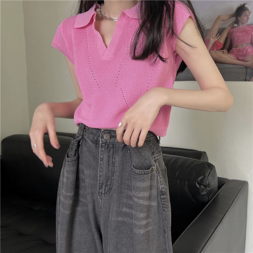 Real shooting, real price, Korean version, new European and American style, solid color, temperament, lapel, short hollow out knitted top, women's Taobao