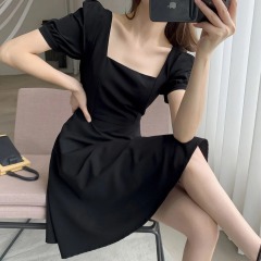 Hepburn style small black dress women's 2021 summer new French retro square collar medium long black bubble sleeve dress