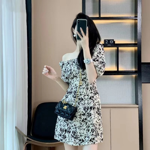 Small fragrance dress women's summer new style skin covering thin high-end square neck bubble sleeve embroidered small black skirt fashion
