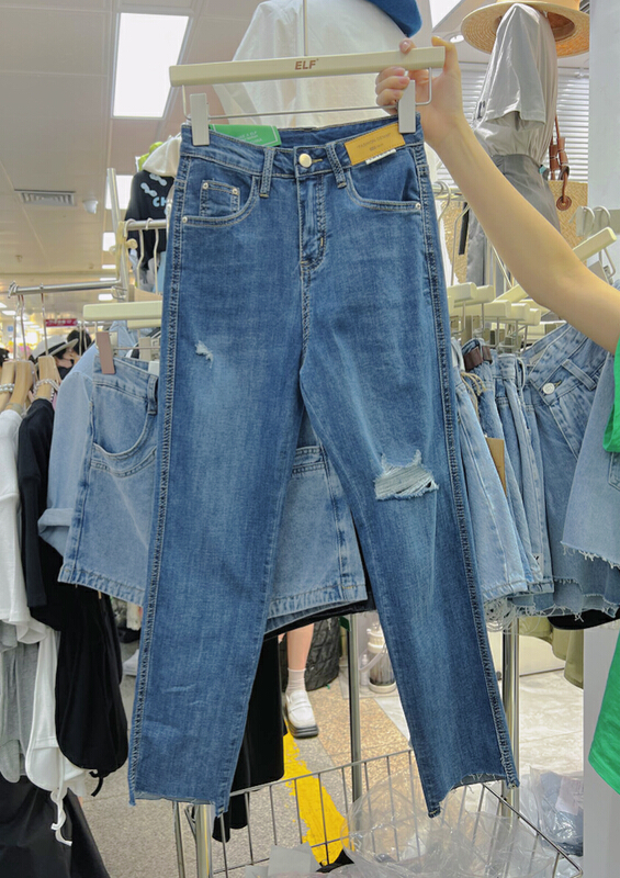 [x2 square] Korean straight hole jeans 2018\ll