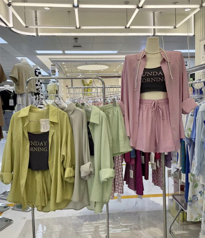 [HS customized in Korea] loose long sleeve sunscreen shirt + letter printed Vest + casual shorts suit 98008\hjy