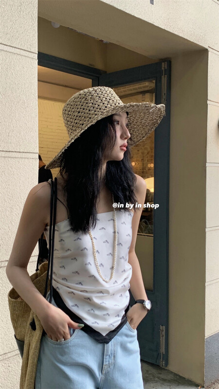 [in by in] Korean minority Spice Girls' silk scarf design vest / sling 0899\zjy