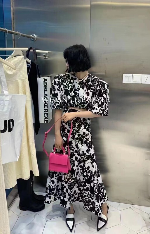 [Zhu] simple floral mini shirt + high waist skirt suit (excluding necklace) 5319\lsw