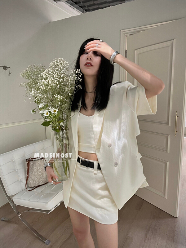 [OSHA madeinost] design sense short sleeve suit with hollowed out sides small fragrance texture 86398
