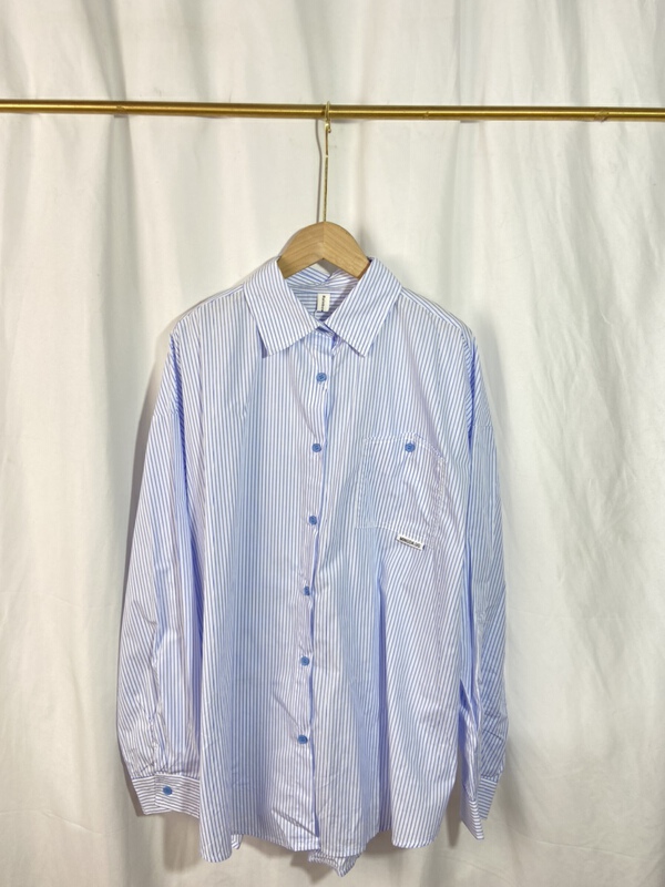 [Yi show shop] commuting loose and slim shirt 1638\cl