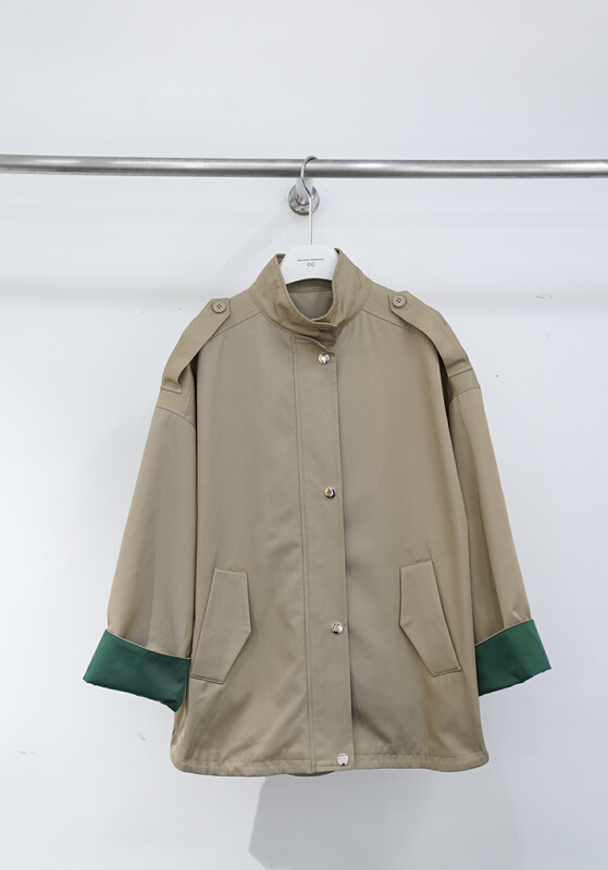 New year in early spring! 【 C oni 】 Korean fashion color blocking stand collar design trench coat oh22w4795\zxl