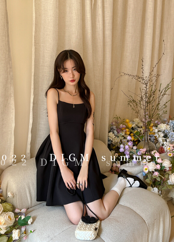 [digm] Korean version simple and versatile fashion waist closing and thin suspender dress 5718\jhy