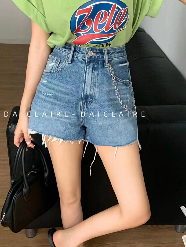[buyer Yan Xuan Dai Jia'er] Korean casual skinny denim shorts (with chain) 1159\cl