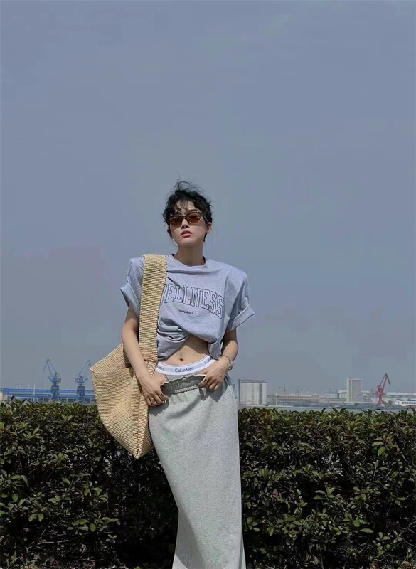 [Yan Zhen] fashion shoulder pad letter short sleeve T-shirt 98857\pcz