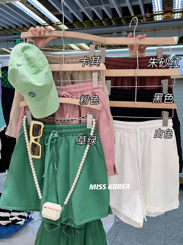 Original price 39.48! In early summer! [Miss Korea] Korean versatile basic casual shorts 8875-1\hbx
