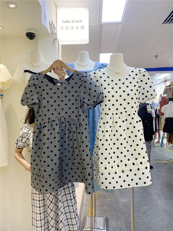 【 Lulu grace 】 round neck bubble sleeve polka dot dress 6388\zjy