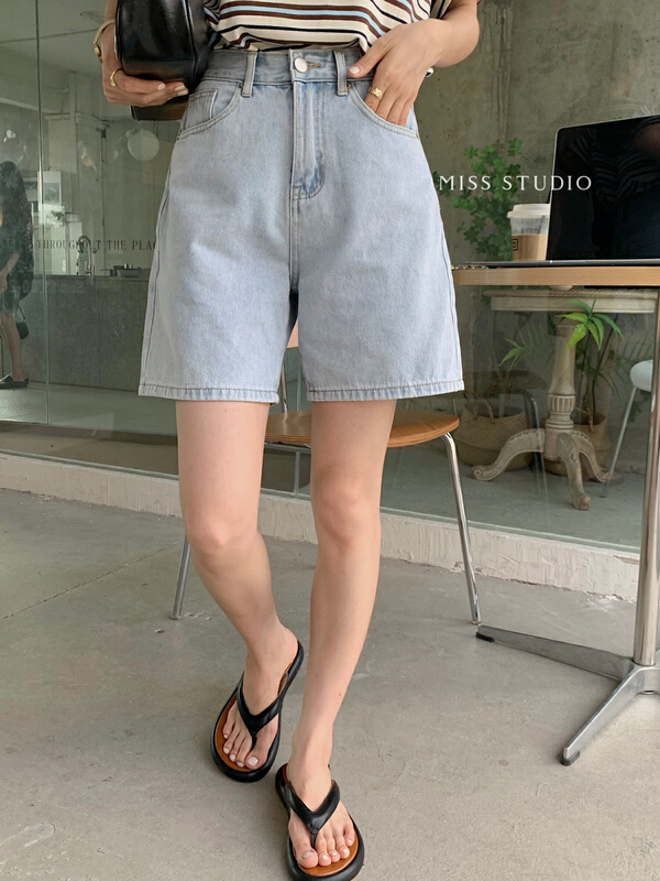 [miss miss home] Korean casual and versatile denim shorts 99070