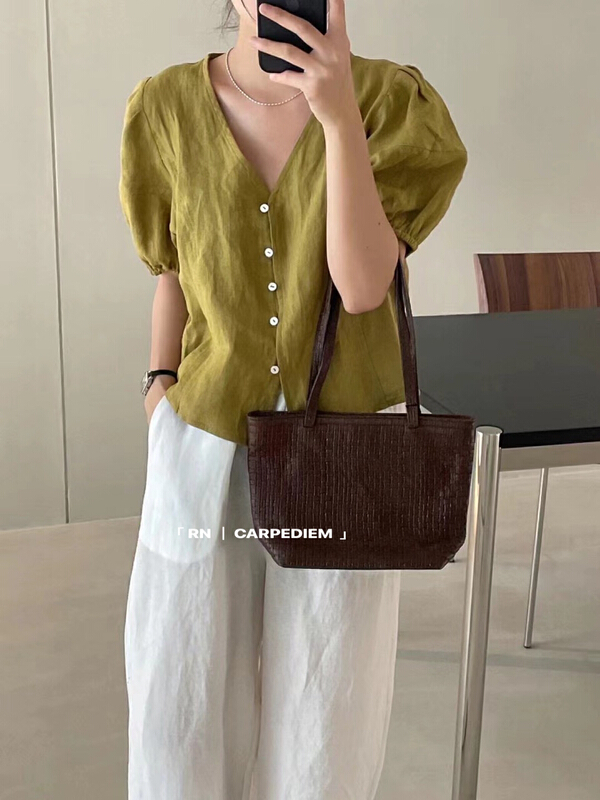 [R n] Korean loose and versatile V-neck bubble sleeve shirt (only selling small shirts) 81333\ll