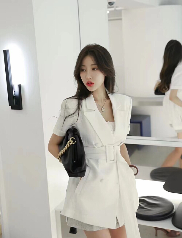 [31 fashion] Korean solid color premium short coat (with belt) 81681\hjy