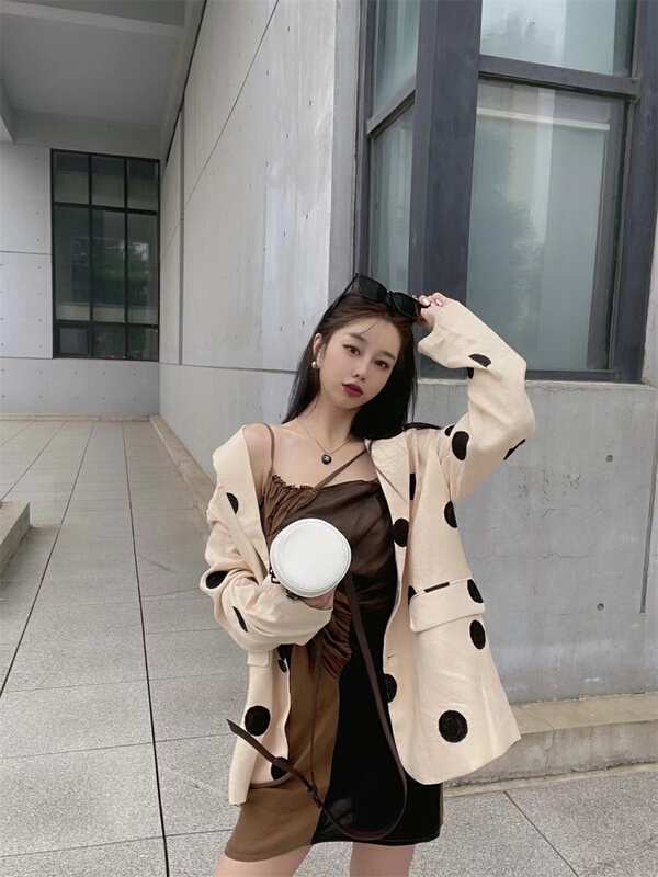 New year in early spring! [m.zz] Korean fashion wave point design suit 8220\lsw