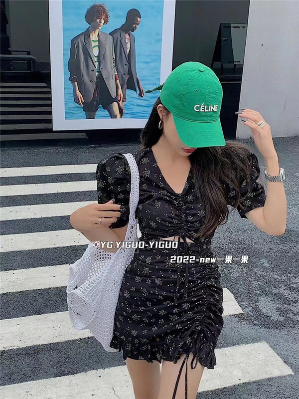 【YIGUOYIGUO】泡泡袖印花淑女連衣裙(不含搭配)  3820#  PCZ