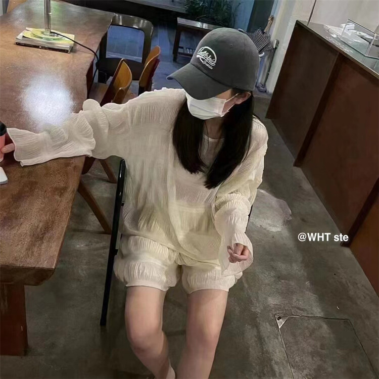 [wht] gentle style loose long sleeve shirt + casual Shorts Set of the same color 5089\wtt